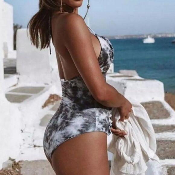 NWOT TIE DYE LACE UP RUFFLE TRIM PLUNGING HALTER PADDED ONE PIECE SWIMSUIT LARGE - Picture 2 of 12